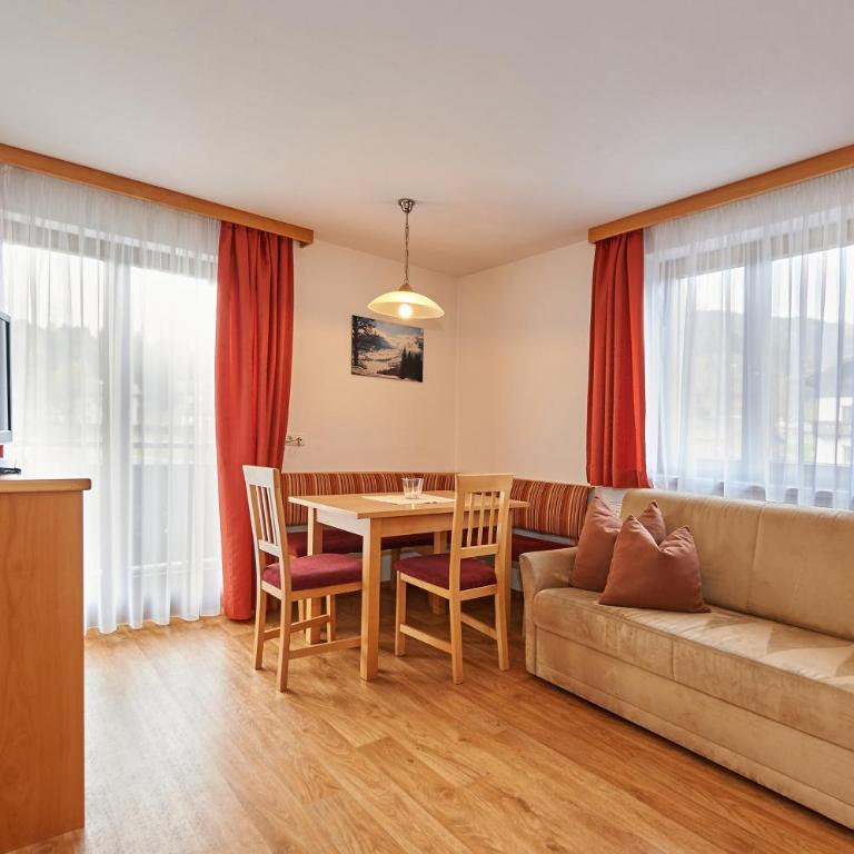 Haus Weitgasser - Apartment mit 1 Schlafzimmer und Balkon - 3
