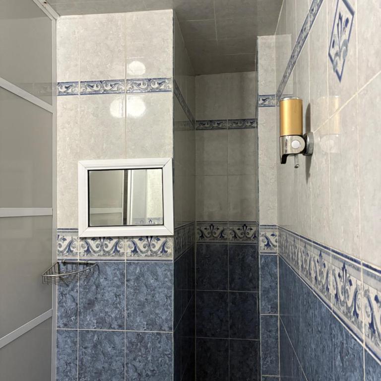 Hotel Royal Puebla - Habitación Cuádruple Deluxe - 5