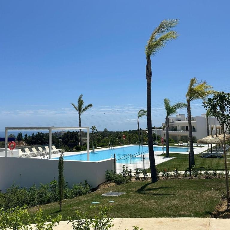 Lujo y Playa Caribeña en Estepona - Apartamento Deluxe de 2 dormitorios con vistas al mar - 21
