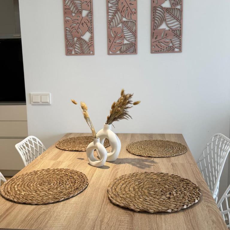 Lujo y Playa Caribeña en Estepona - Apartamento Deluxe de 2 dormitorios con vistas al mar - 43
