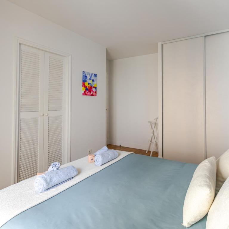 Appartement Cosy - Two-Bedroom Deluxe Apartment with Garden View - 13