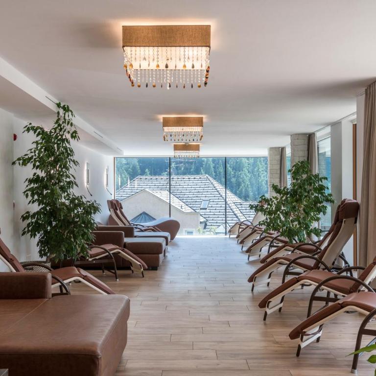 Hotel Residence Gardena Alps 100 - Appartamento Superior con Sauna - 28