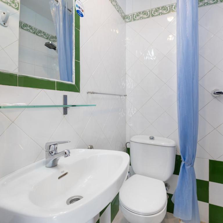 Pensión Veracruz 1 - Triple Room with Shower - 6
