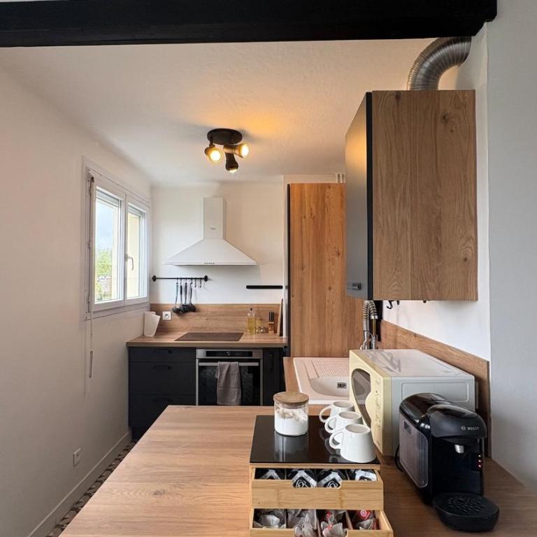 Le Refuge Urbain T3 Moderne Parking gratuit - Appartement 2 Chambres - 12