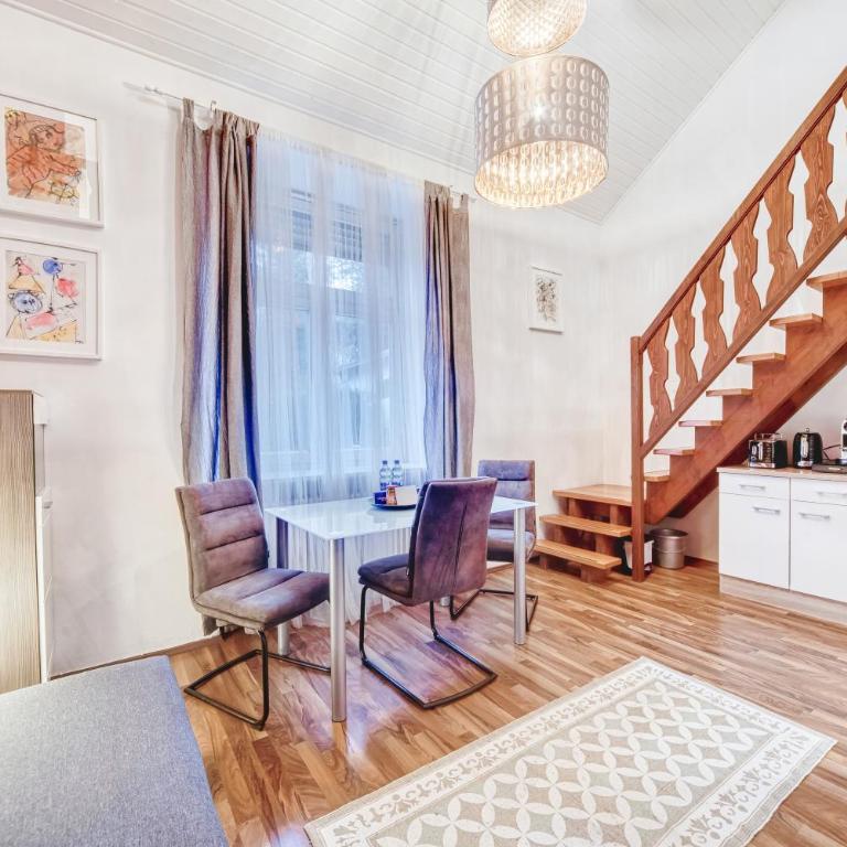 Galerie-Apartment am Kurgarten - Apartment mit 1 Schlafzimmer und Garten - 10