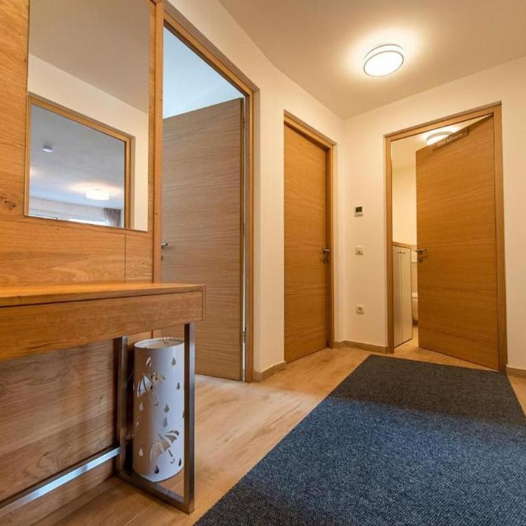 Gass Apartment A - Appartamento Deluxe con 2 Camere da Letto e Vista Giardino - 28
