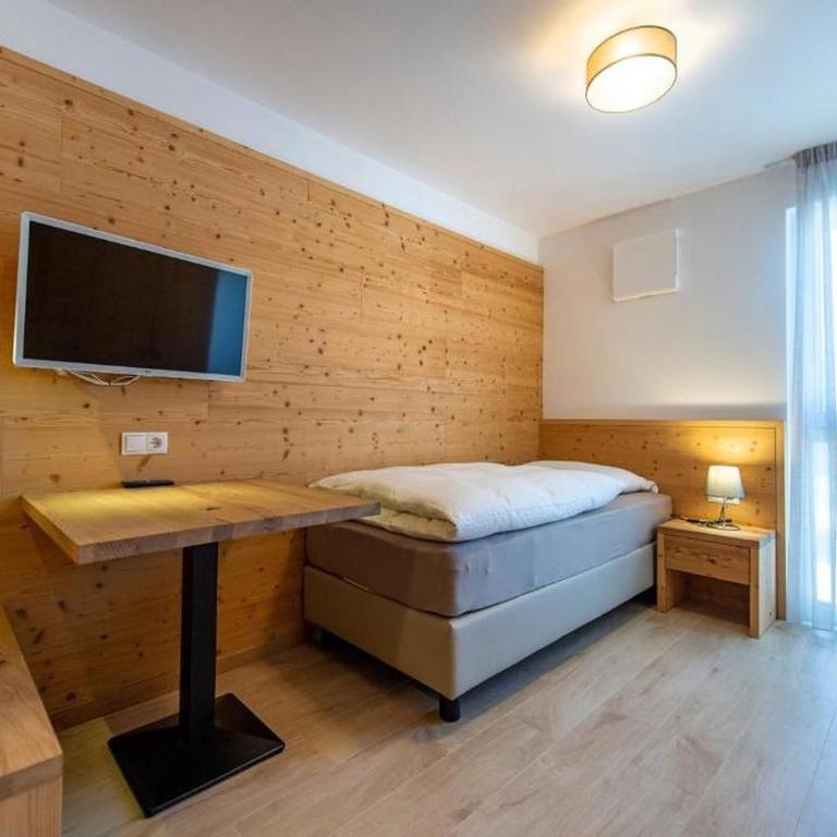 Gass Apartment A - Appartamento Deluxe con 2 Camere da Letto e Vista Giardino - 24