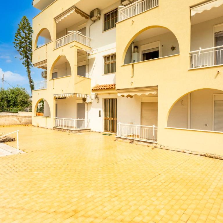 Chiara Home Apartment - Appartamento Deluxe con 2 Camere da Letto e Vista Giardino - 18