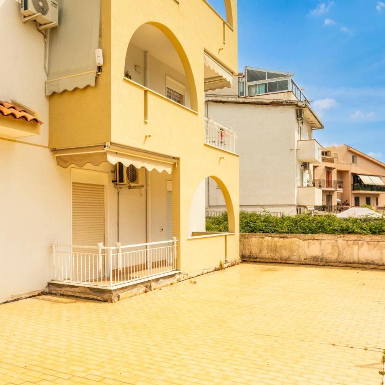 Chiara Home Apartment - Appartamento Deluxe con 2 Camere da Letto e Vista Giardino - 19