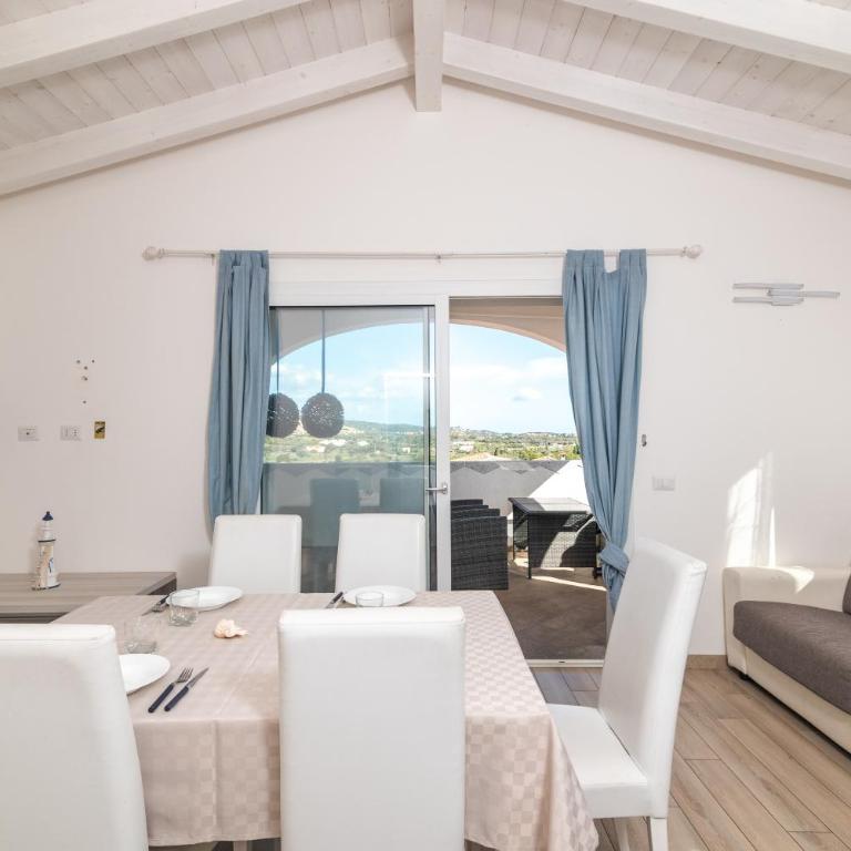 Attico con vista mare a Budoni - Appartamento Deluxe con 2 Camere da Letto e Vista Oceano - 5