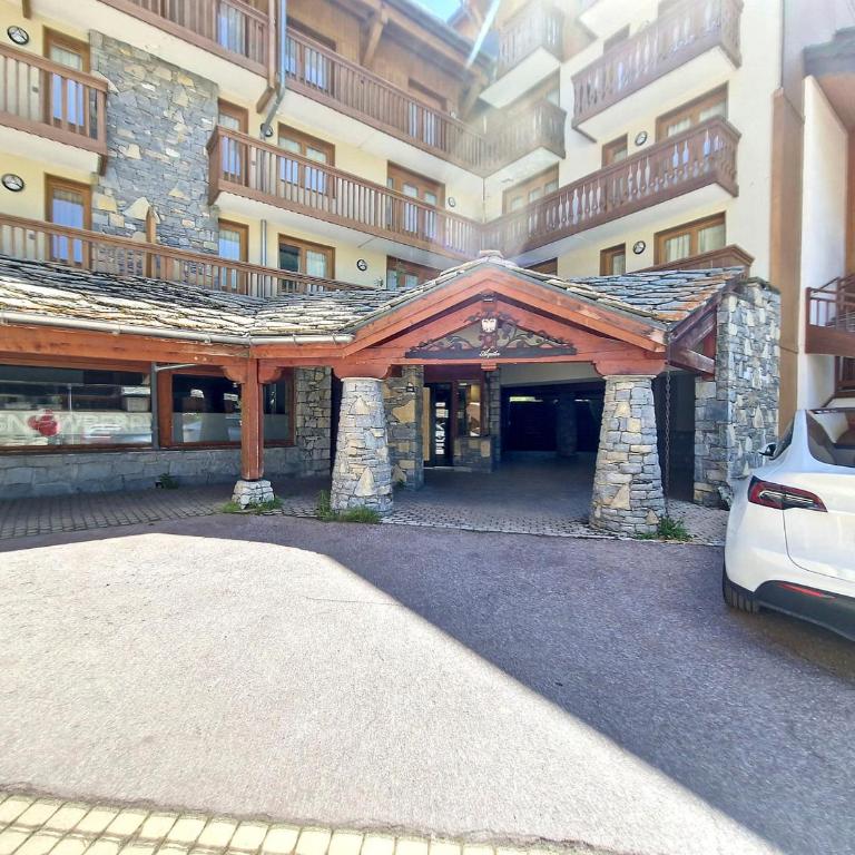 Appartement confortable avec accès direct aux pistes, parking et vue sur Bellevarde - FR-1-518-100 - Appartement - 13