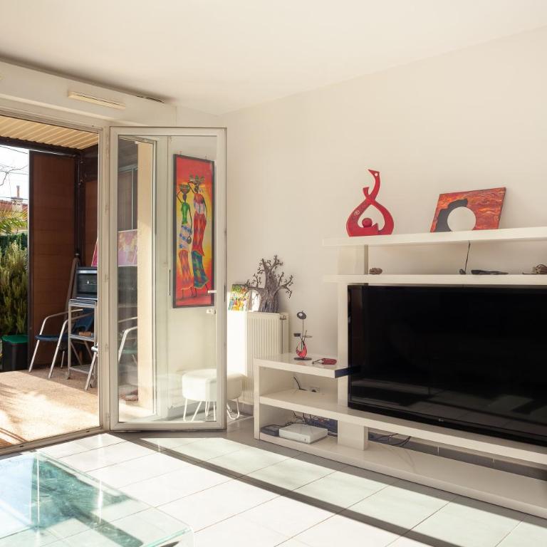 Appartement Evasion - Two-Bedroom Deluxe Apartment with Garden View - 3