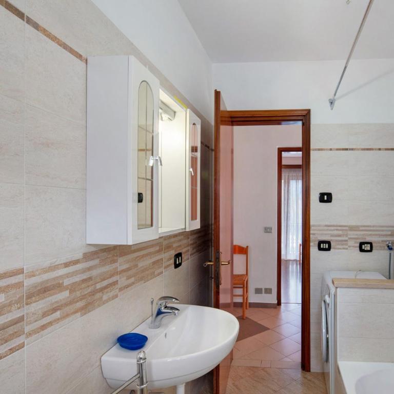 Appartamenti Adriano Minotto - Appartamento Premium con 3 Camere da Letto e Balcone - 24