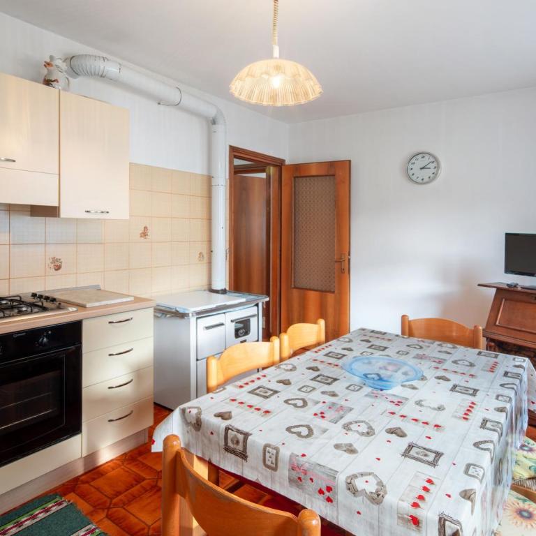 Appartamenti Adriano Minotto - Appartamento Premium con 3 Camere da Letto e Balcone - 12