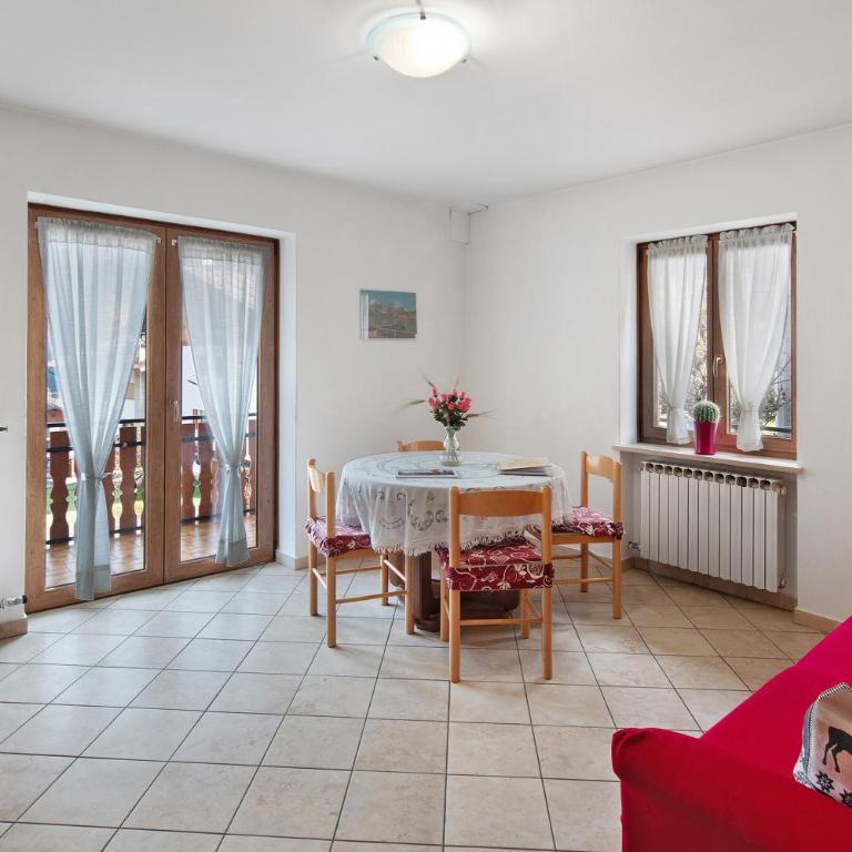 Appartamenti Adriano Minotto - Appartamento Premium con 3 Camere da Letto e Balcone - 1