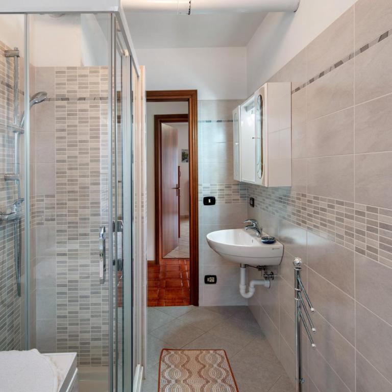 Appartamenti Adriano Minotto - Appartamento Premium con 3 Camere da Letto e Balcone - 26