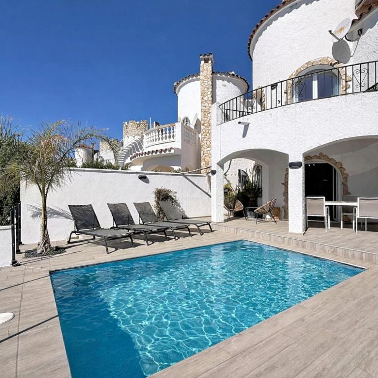 VALIRA 20D - Belle villa avec piscine sur canal - Casa de 4 dormitorios - 24