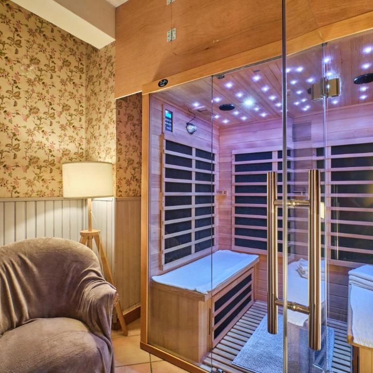 Jacuzzi Sauna Terrasse Venosc - Maison de Vacances - 35