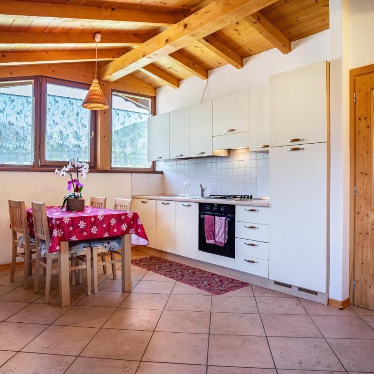 Cuore delle Dolomiti - Appartamento Deluxe con 2 Camere da Letto e Vista Giardino - 6
