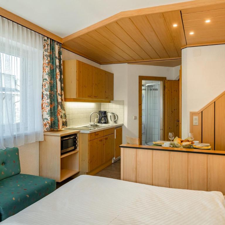 Praktisches Studio mit Küchenzeile - Superior Apartment mit 1 Schlafzimmer und Balkon - 7