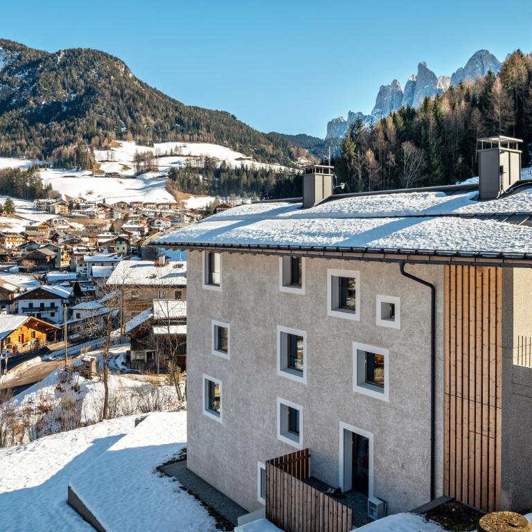 Lena Dolomites Gartensuite - Appartement 1 Chambre - Vue sur Jardin - 11