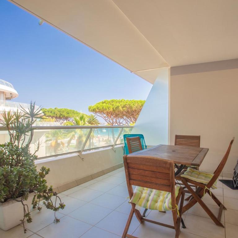 Superbe Appartement vue mer - Apartamento Superior de 1 dormitorio con balcón - 2