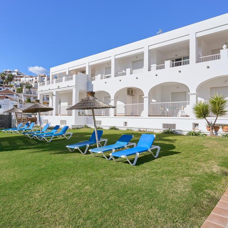 Nerja Vacaciones Apartamentos - Apartamento Deluxe de 2 dormitorios con vistas al jardín - 5