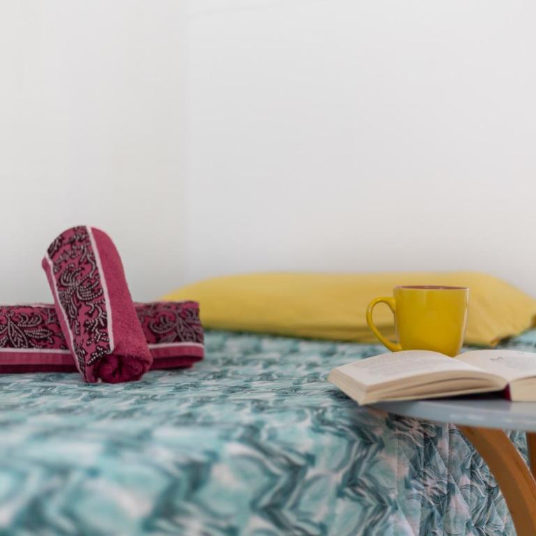 A-32 Arenas - Three-Bedroom Premium Apartment with Balcony - 11