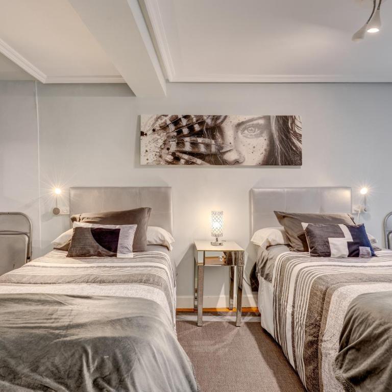 Historic building, centrally located, close to eve - Apartamento de 1 dormitorio - 7