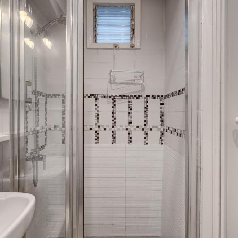 Historic building, centrally located, close to eve - Apartamento de 1 dormitorio - 16