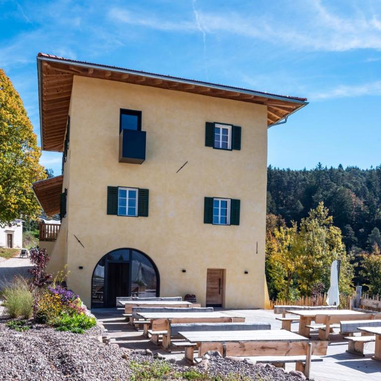 Hof im Thal Apt Lärche - Two-Bedroom Deluxe Apartment with Garden View - 10