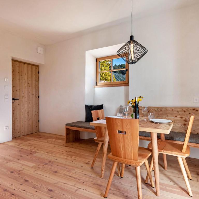 Hof im Thal Apt Lärche - Two-Bedroom Deluxe Apartment with Garden View - 5
