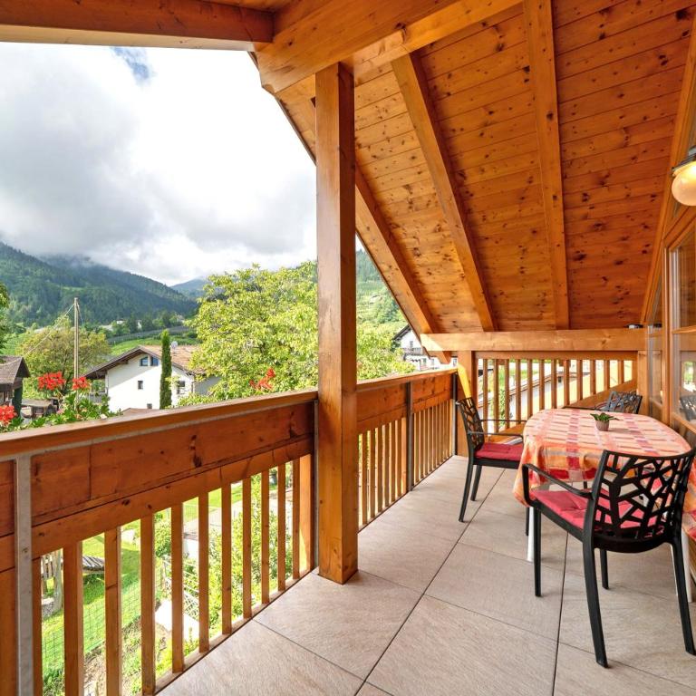 Stettnerhof Wohnung Penegal - Apartamento Deluxe de 2 dormitorios con vistas al jardín - 2