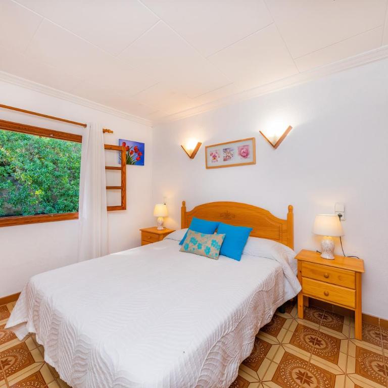 S'oratge - Three-Bedroom Chalet - 12