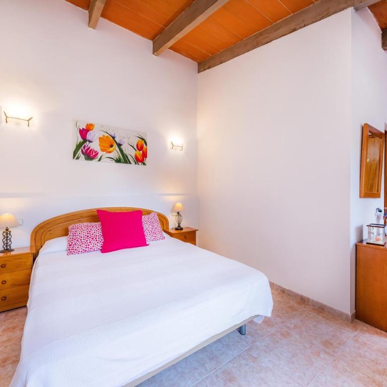 S'oratge - Three-Bedroom Chalet - 18