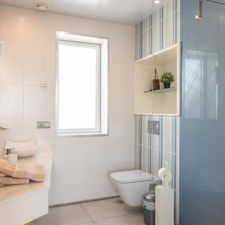 Sai Gayatri - Apartamento Estudio con vistas al mar - 13