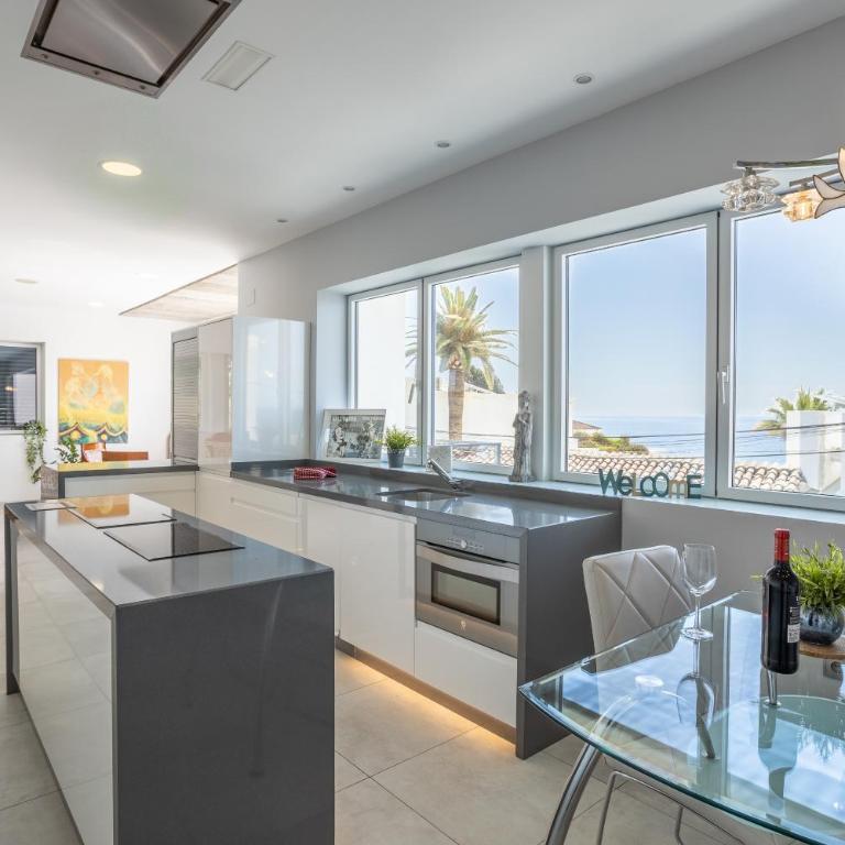 Sai Gayatri - Apartamento Estudio con vistas al mar - 10