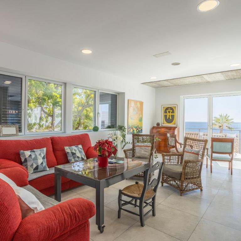 Sai Gayatri - Apartamento Estudio con vistas al mar - 2