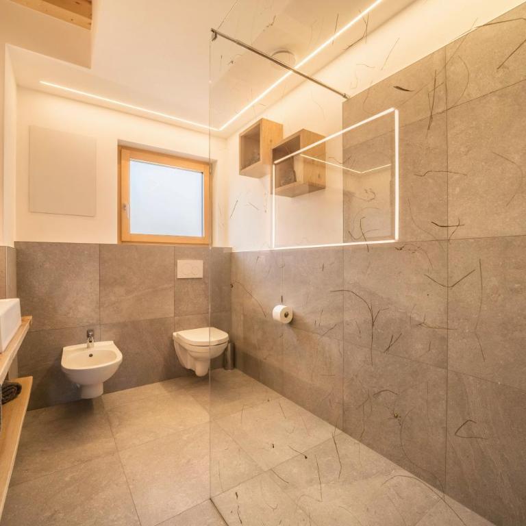 Haughof Apartement Bauerngarten - Two-Bedroom Deluxe Apartment with Garden View - 10