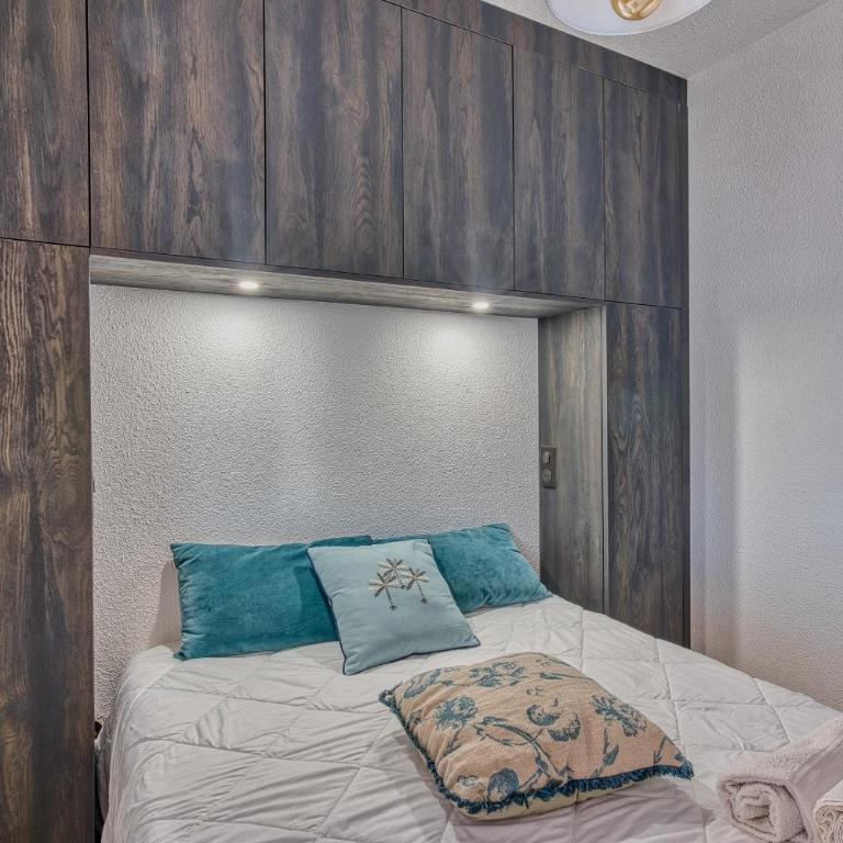 Michelet - Superior One-Bedroom Apartment with Balcony - 14