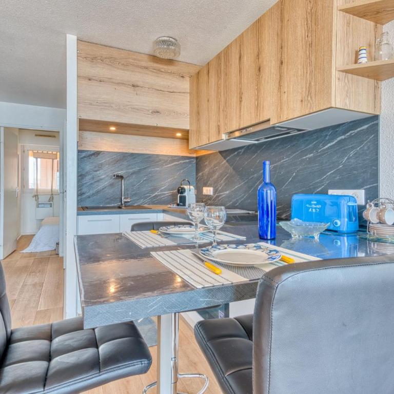 Michelet - Superior One-Bedroom Apartment with Balcony - 8