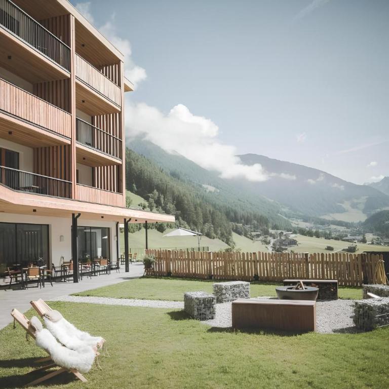 Stoana Apt 3-1 - Deluxe-Apartment mit 2 Schlafzimmern und Gartenblick - 38