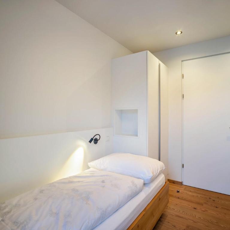 Stoana Apt 3-1 - Deluxe-Apartment mit 2 Schlafzimmern und Gartenblick - 12