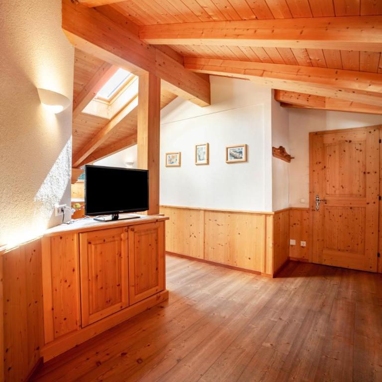 Hof am Schloss Apartement Lärche - Appartamento Superior con 1 Camera da Letto e Balcone - 18