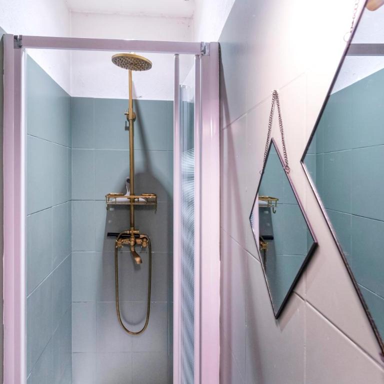 Appartement Mignon, Plein Centre - Appartement avec Douche - 17