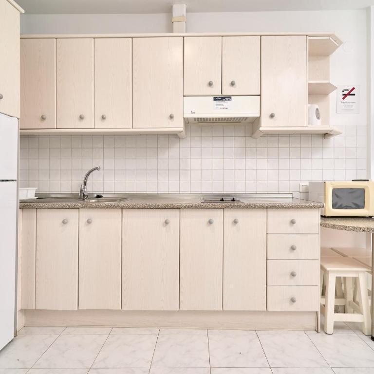 Nerja Vacaciones Apartamentos - Apartamento Deluxe de 2 dormitorios con balcón - 4