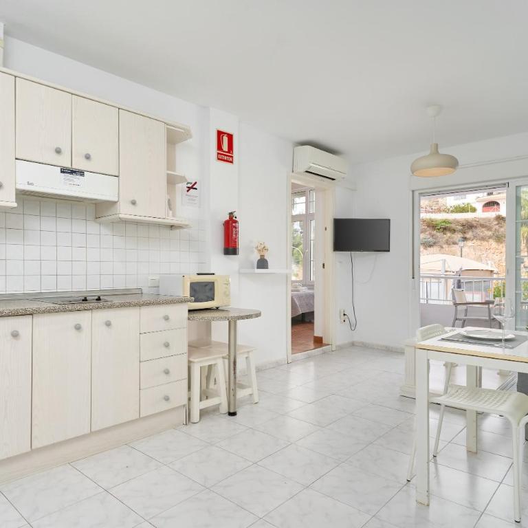 Nerja Vacaciones Apartamentos - Apartamento Deluxe de 2 dormitorios con balcón - 21