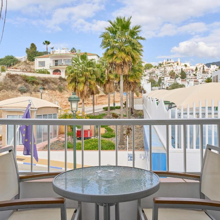 Nerja Vacaciones Apartamentos - Apartamento Deluxe de 2 dormitorios con balcón - 2