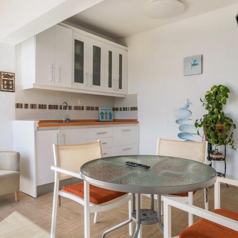 Villa Bali - One-Bedroom House - 7