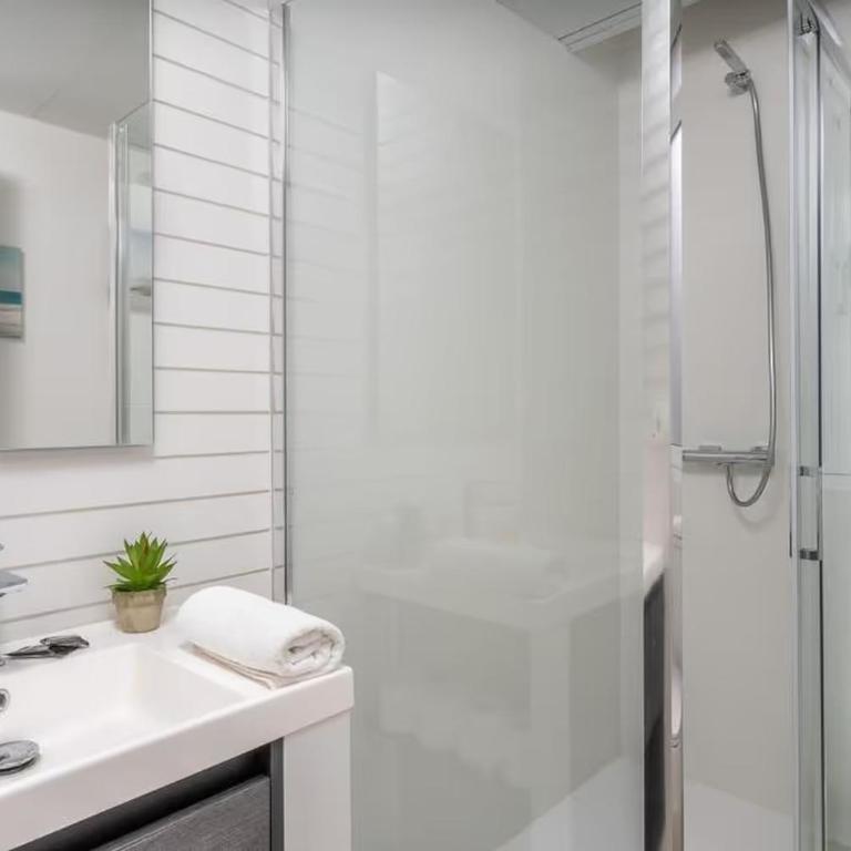 Penthouse Banderas with own pool - Apartamento Estudio con vistas al mar - 9